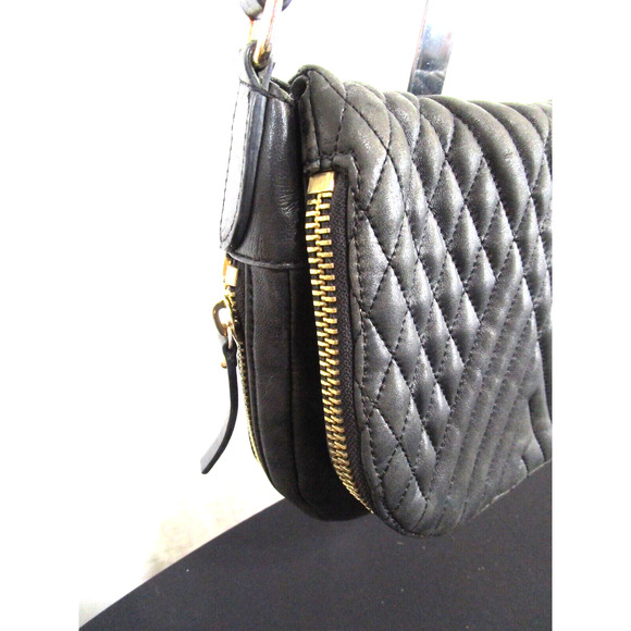 Vince Camuto Bailey Black Quilted Leather Flap Crossbody Handbag - Picture 4 of 13